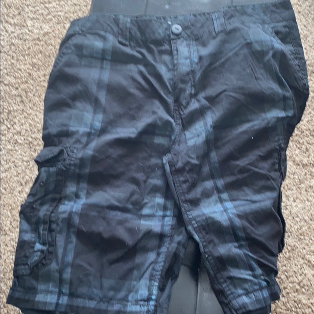 Men’s cargo shorts